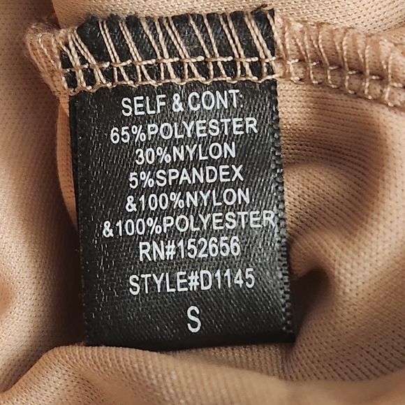 Charlotte Russe Nude and Black Lace Sweetheart Romper Sz: S Whimsygoth Vamp - Picture 12 of 16